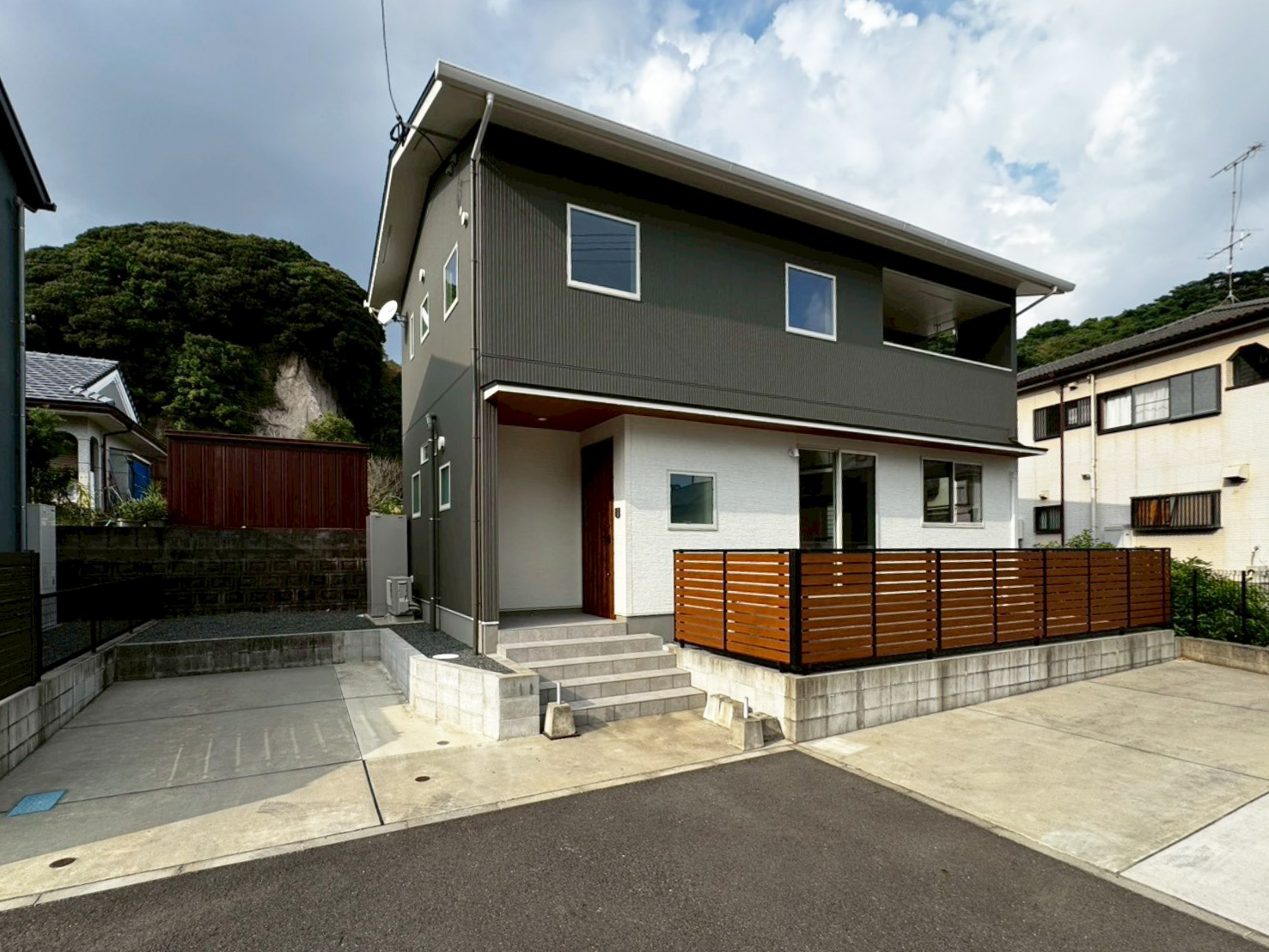 坂之上1丁目に収納充実の新築住宅！