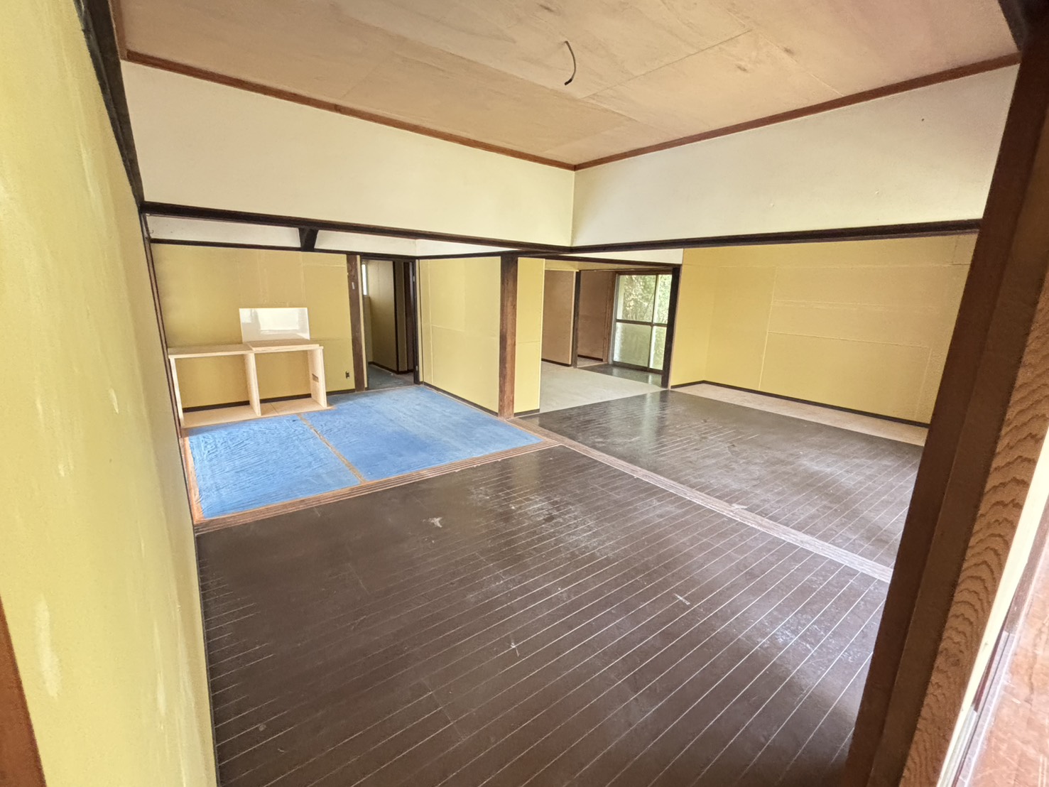 ご契約いただいた中古住宅のリフォームが始まりました！